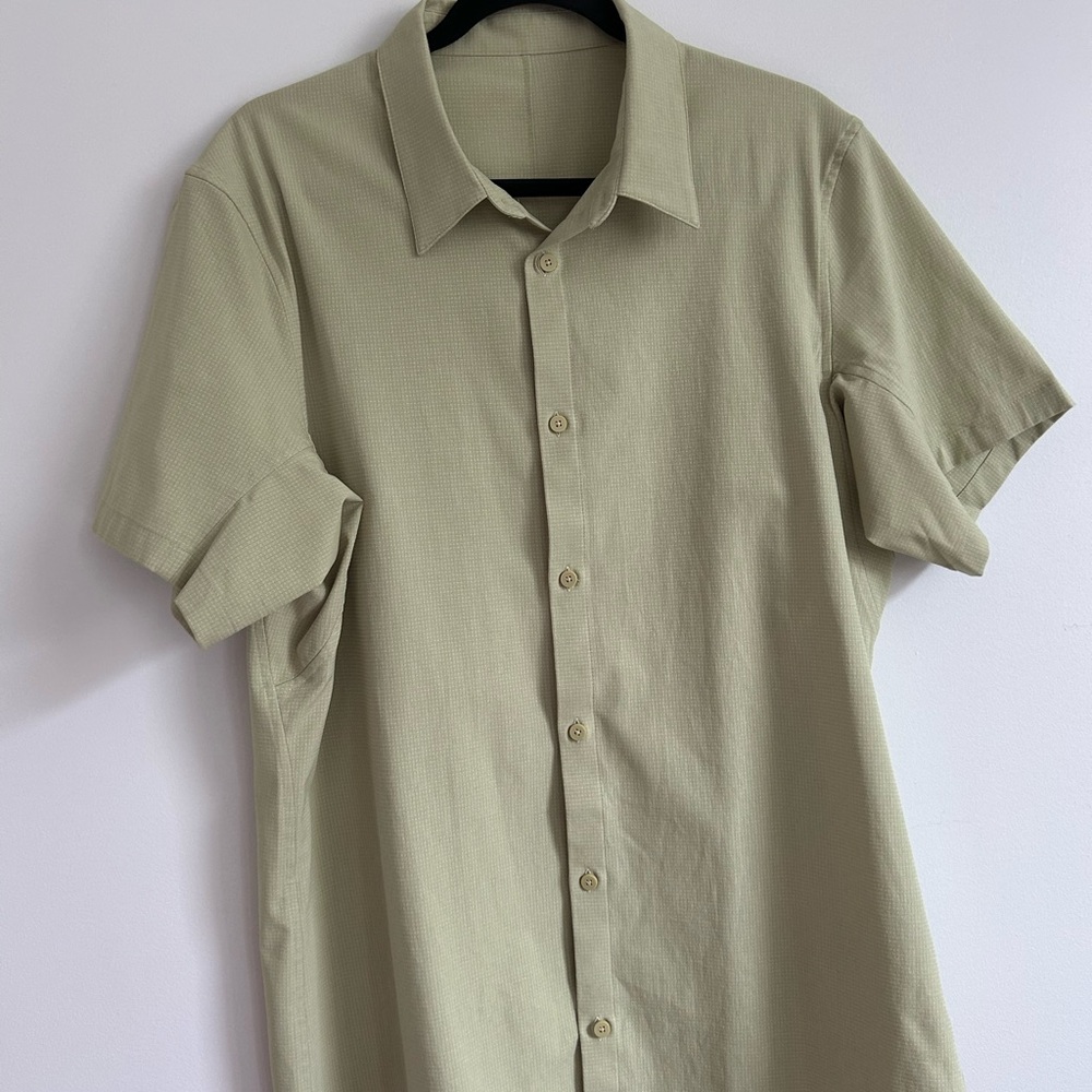 Lululemon Men's Light Bright Green Button Up Shirt